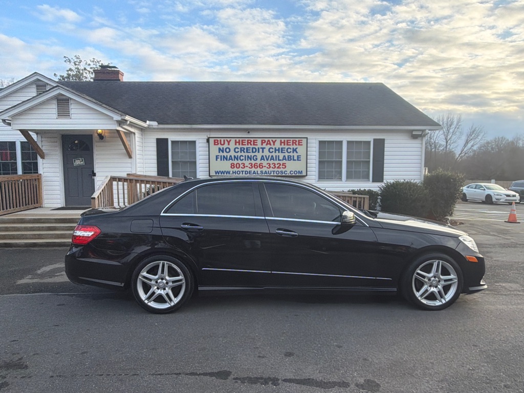 Photo 6 of this MERCEDES-BENZ E-CLASS