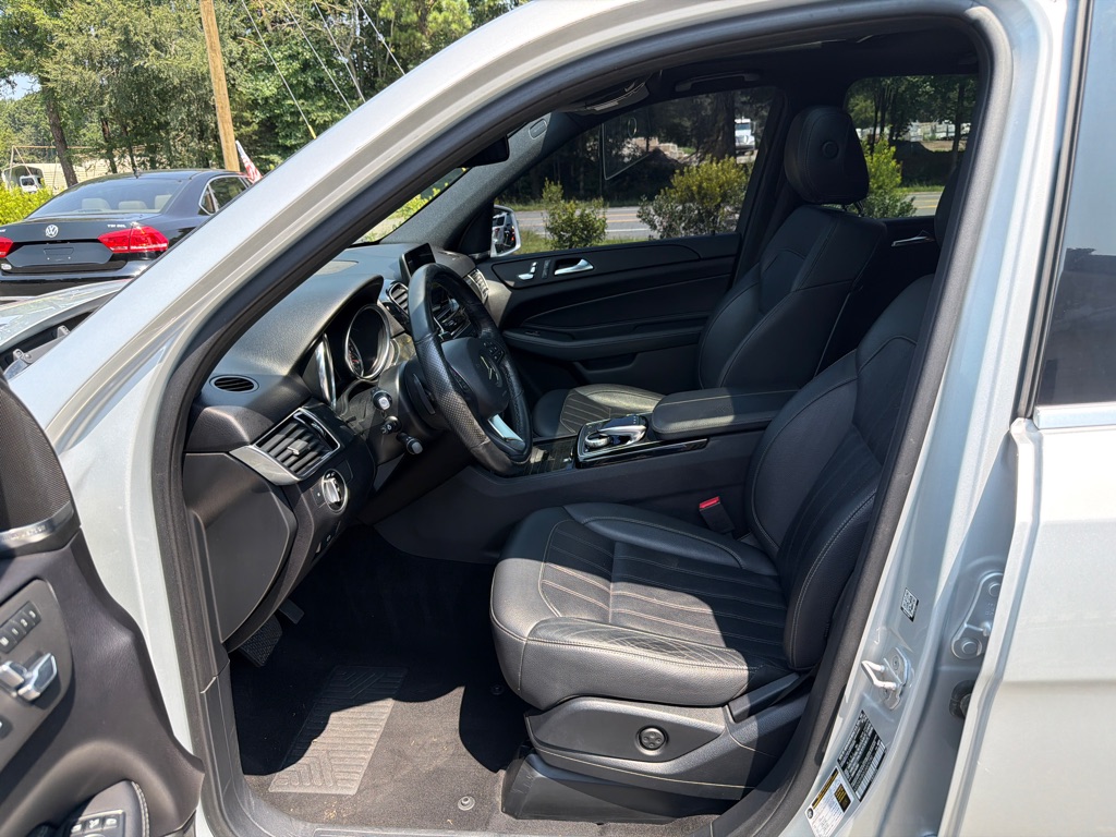 Photo 7 of this MERCEDES-BENZ GLE