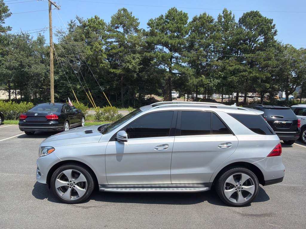 Photo 3 of this MERCEDES-BENZ GLE