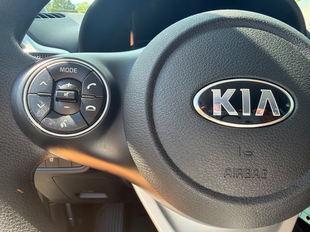 Photo 12 of this KIA SOUL