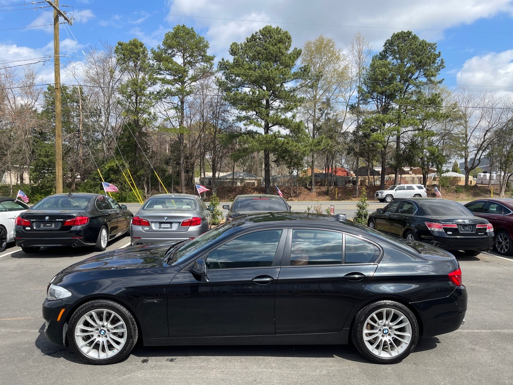 Photo 3 of this BMW 528