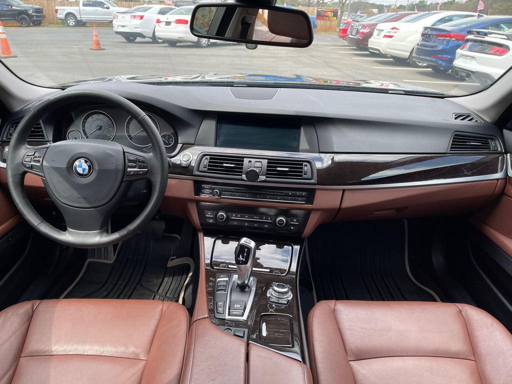 Photo 18 of this BMW 528
