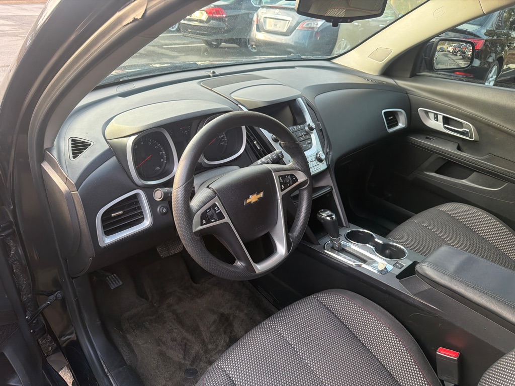 Photo 8 of this CHEVROLET EQUINOX