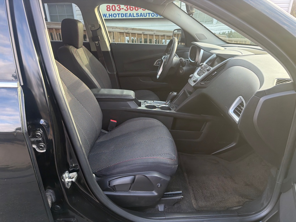 Photo 13 of this CHEVROLET EQUINOX