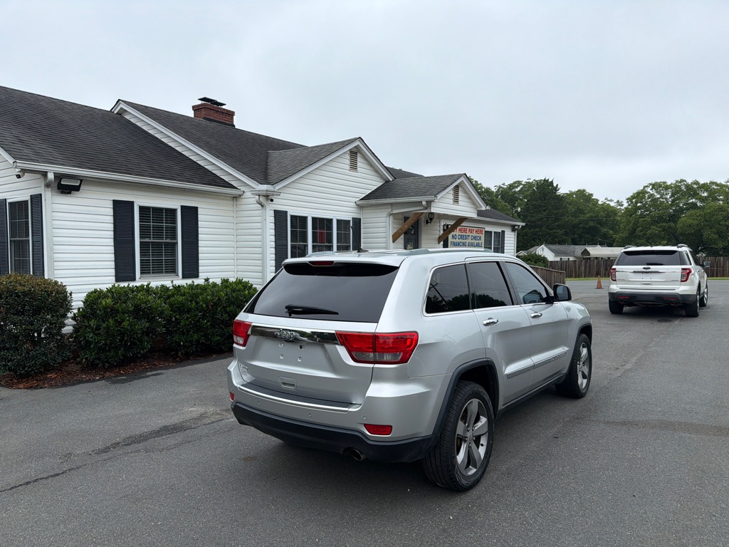 Photo 5 of this JEEP GRAND CHEROKEE