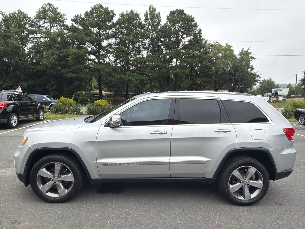 Photo 3 of this JEEP GRAND CHEROKEE