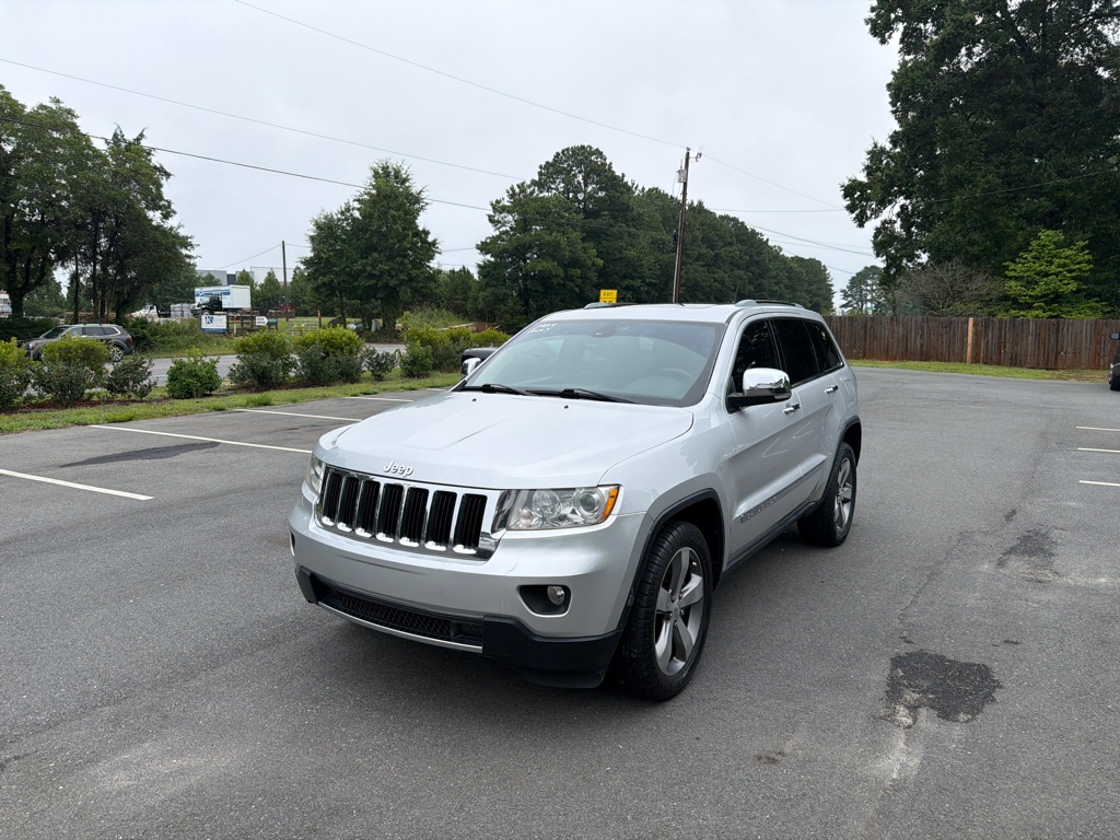 Photo 2 of this JEEP GRAND CHEROKEE