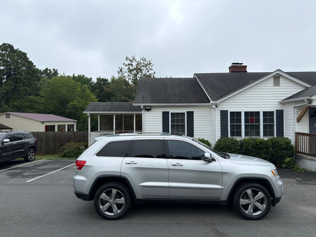 Photo 6 of this JEEP GRAND CHEROKEE