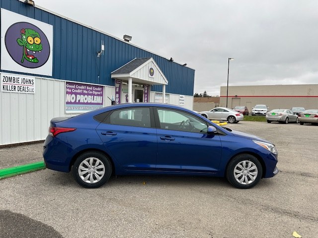 2021 HYUNDAI ACCENT SE for sale at Zombie Johns