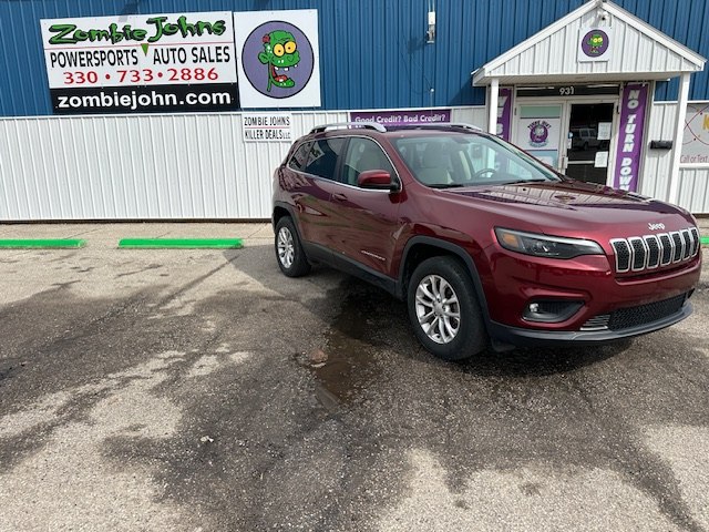 2019 JEEP CHEROKEE LATITUDE for sale at Zombie Johns