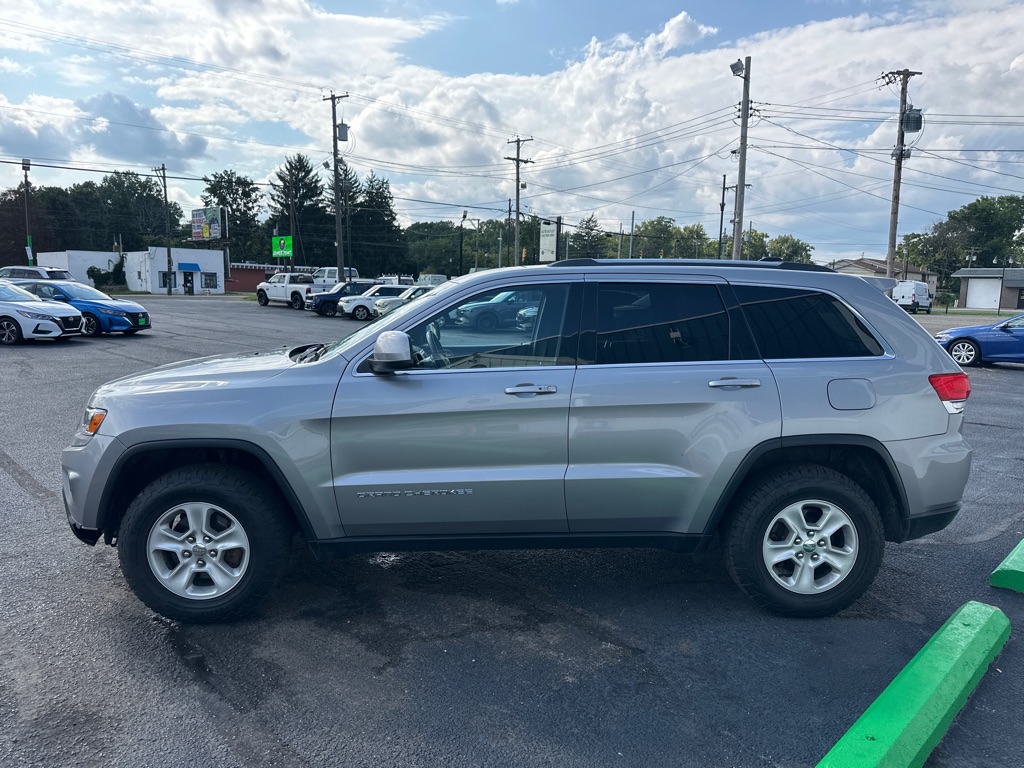 2015 JEEP GRAND CHEROKEE LAREDO - Image 4