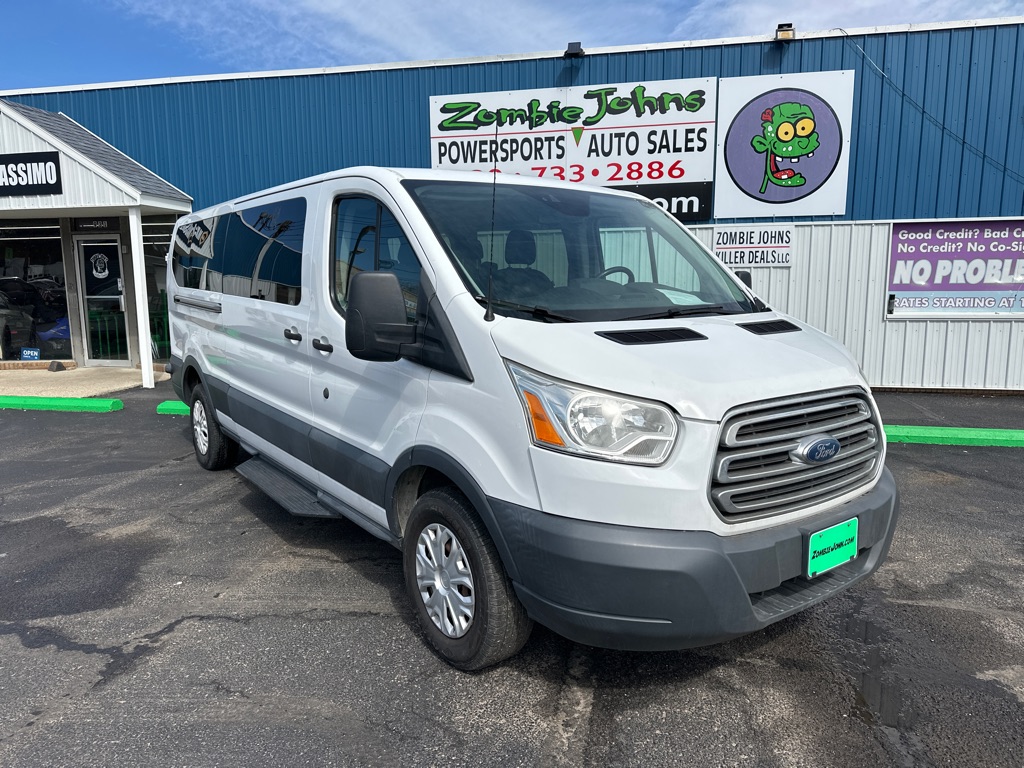 2017 Ford Transit Wagon