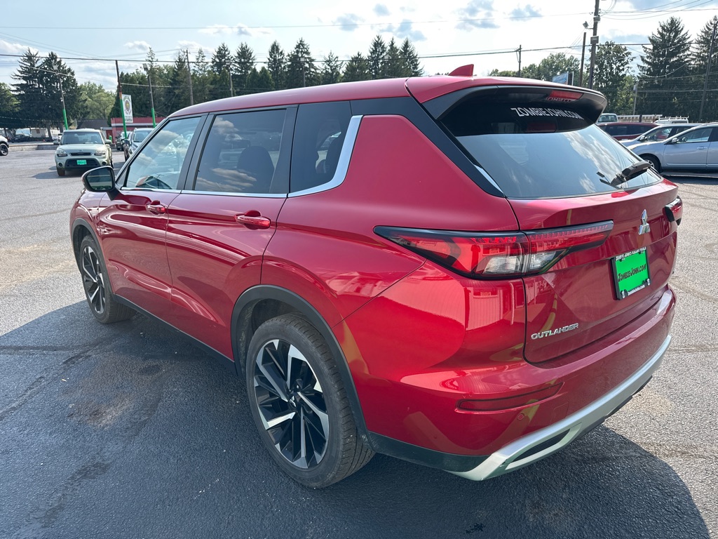 Photo 5 of 2024 MITSUBISHI OUTLANDER SE
