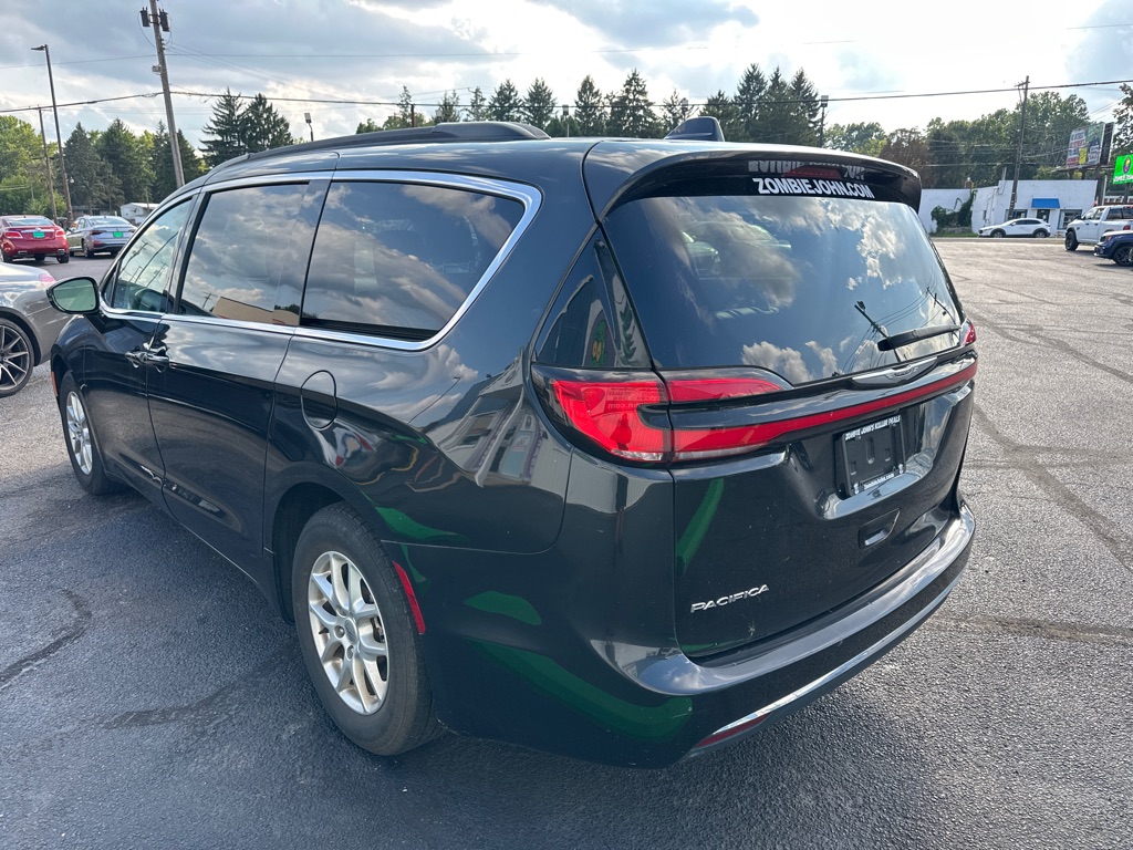 2022 CHRYSLER PACIFICA TOURING L - Image 5
