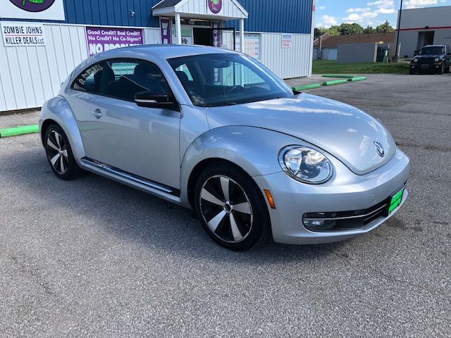 2012 VOLKSWAGEN BEETLE TURBO for sale at Zombie Johns