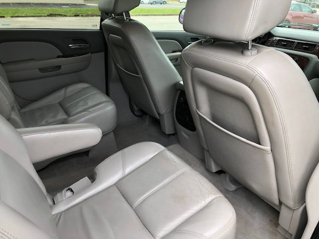 2007 GMC YUKON XL 1500 for sale at Zombie Johns