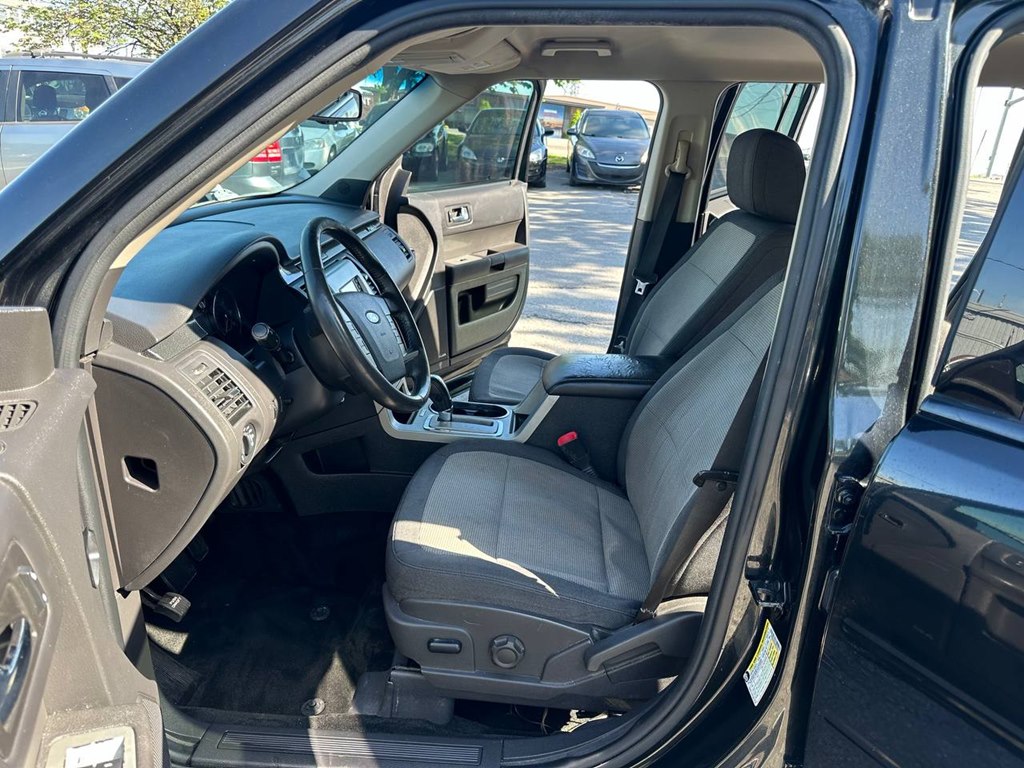 Photo 15 of this FORD FLEX