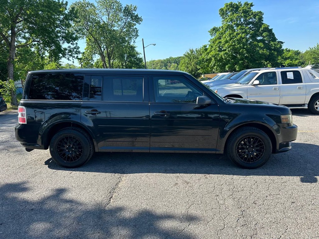 Photo 4 of this FORD FLEX