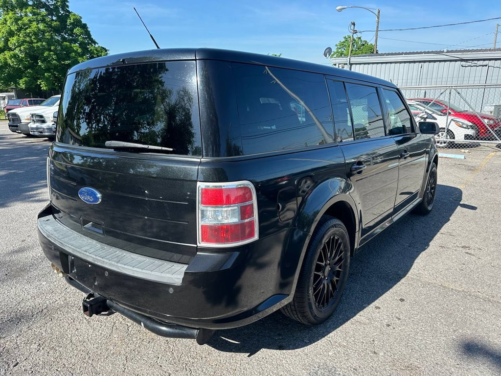 Photo 5 of this FORD FLEX