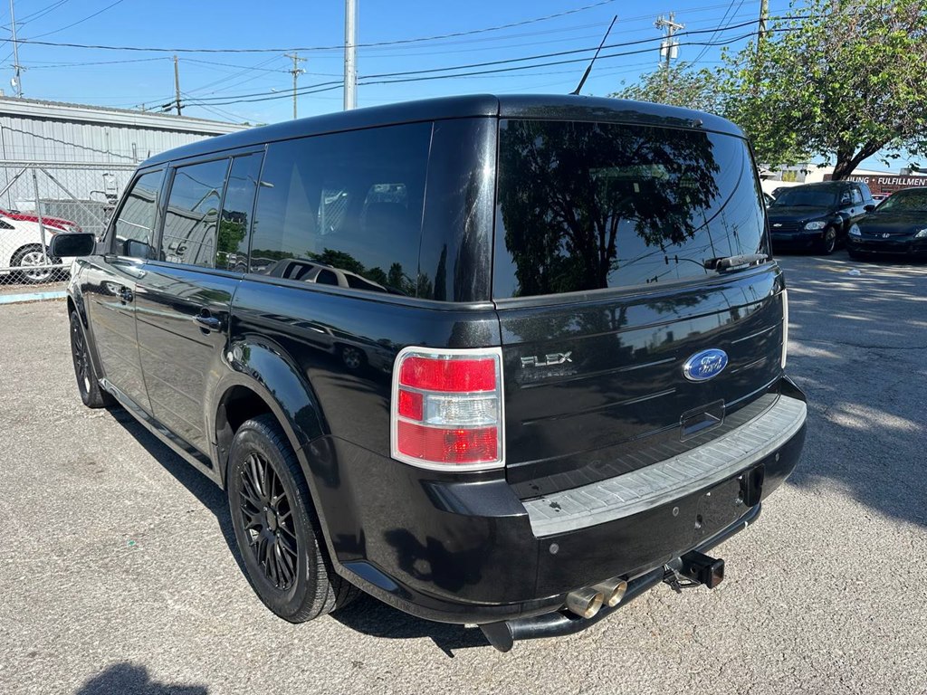 Photo 7 of this FORD FLEX