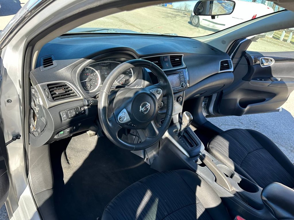 Photo 13 of this NISSAN SENTRA