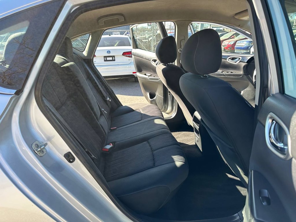 Photo 20 of this NISSAN SENTRA