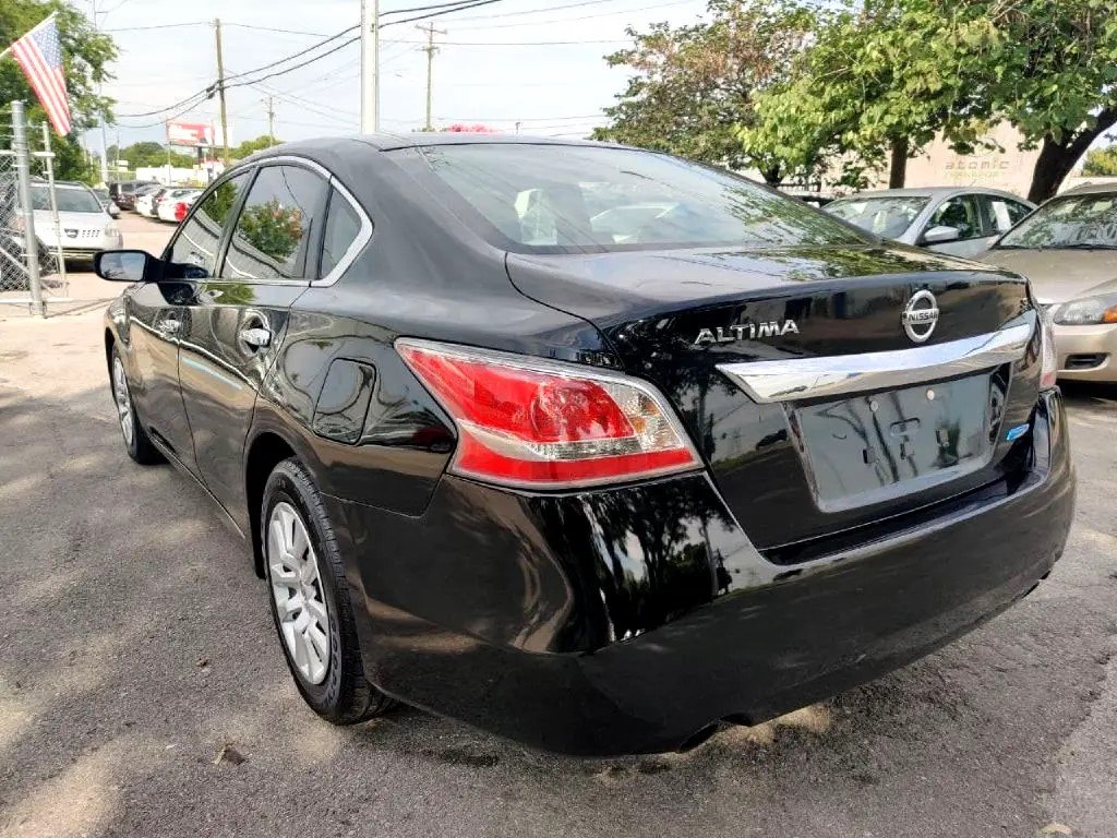 Photo 3 of this NISSAN ALTIMA