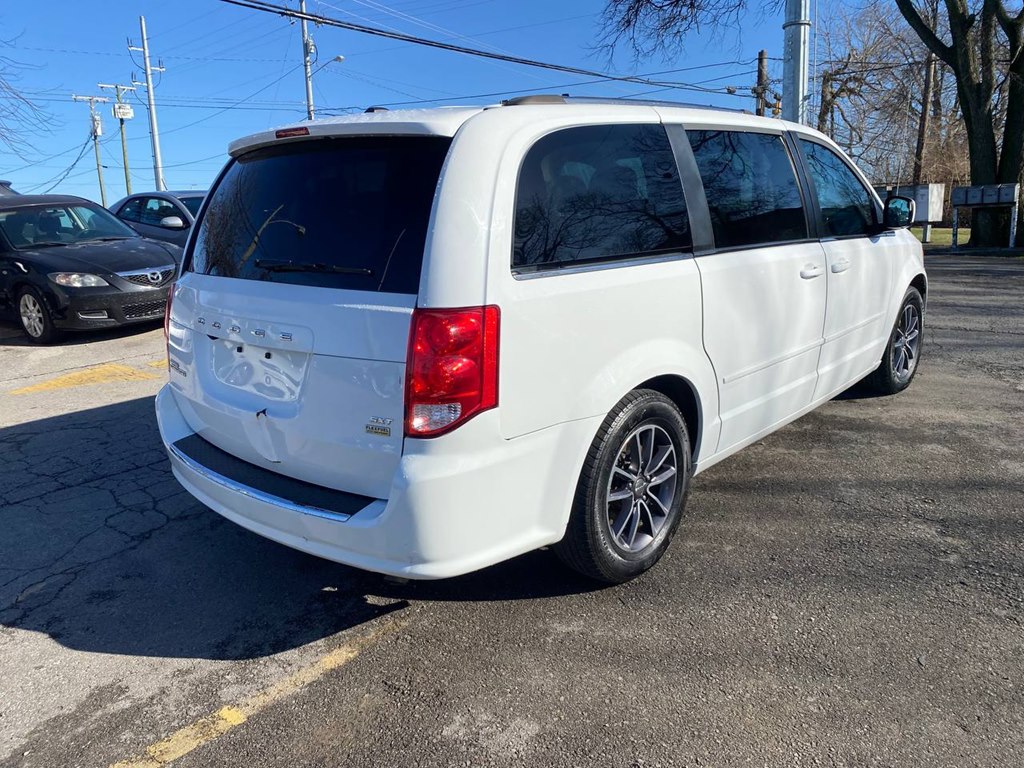 Photo 6 of this DODGE GRAND CARAVAN
