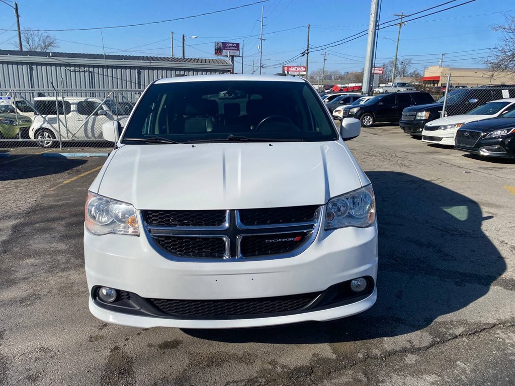 Photo 3 of this DODGE GRAND CARAVAN