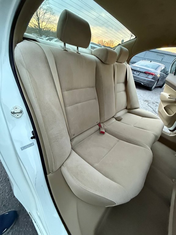 Photo 20 of this HONDA CIVIC
