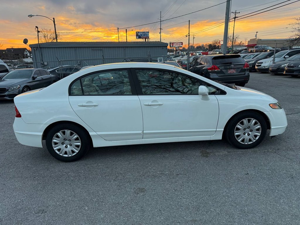 Photo 4 of this HONDA CIVIC