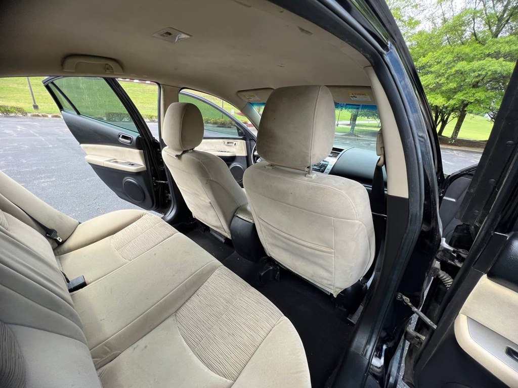 Photo 23 of this MAZDA 6