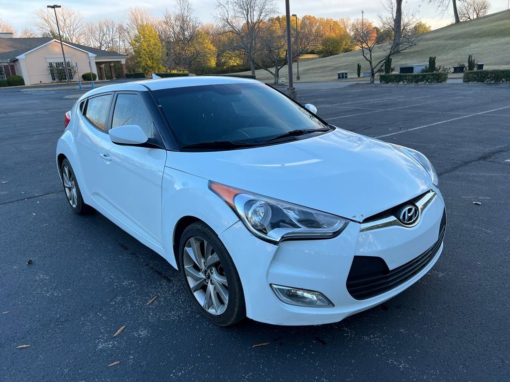 Photo 3 of this HYUNDAI VELOSTER