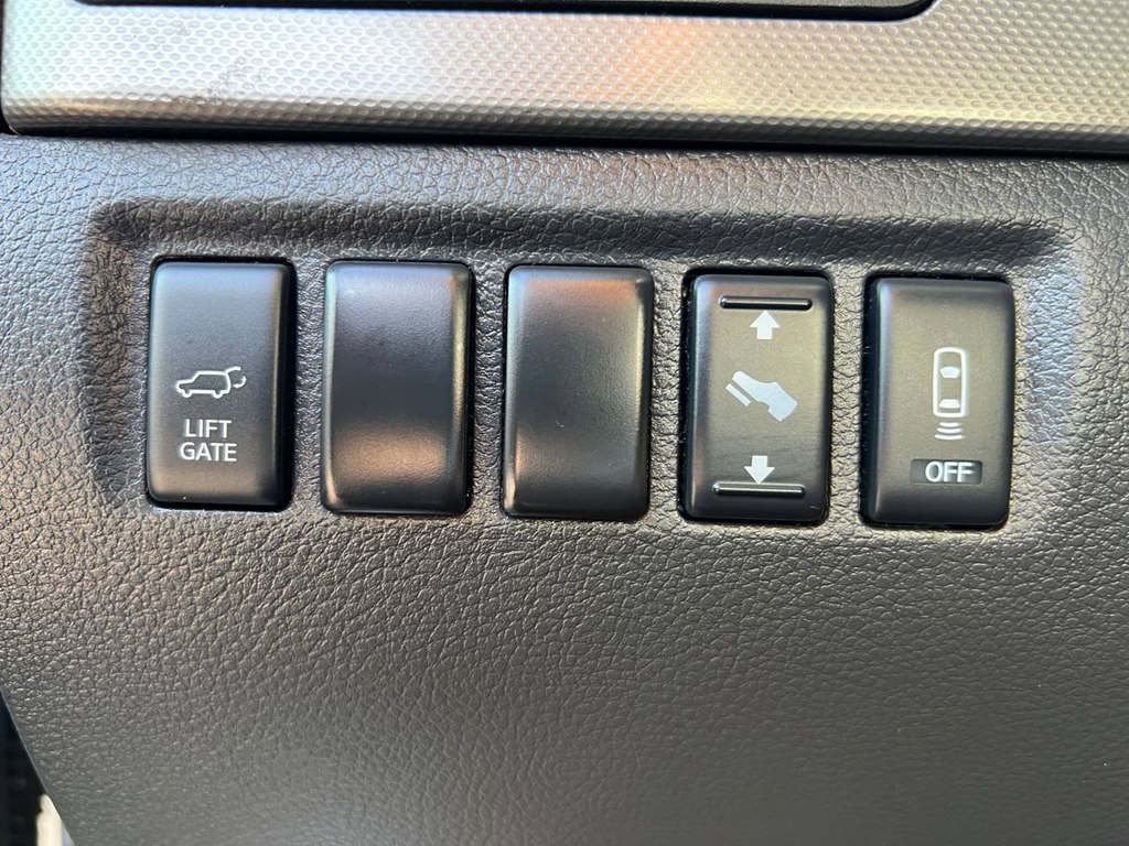 Photo 37 of this NISSAN ARMADA