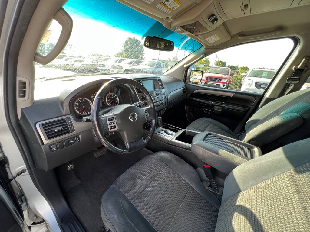 Photo 10 of this NISSAN ARMADA