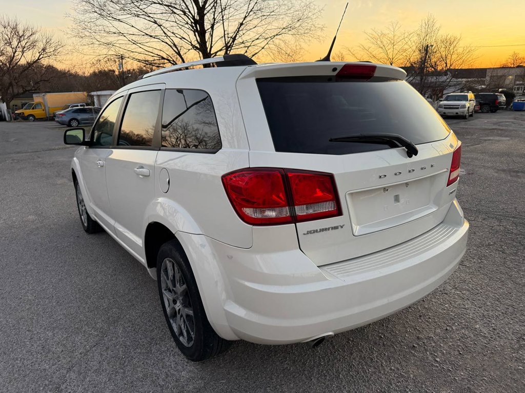 Photo 7 of this DODGE JOURNEY