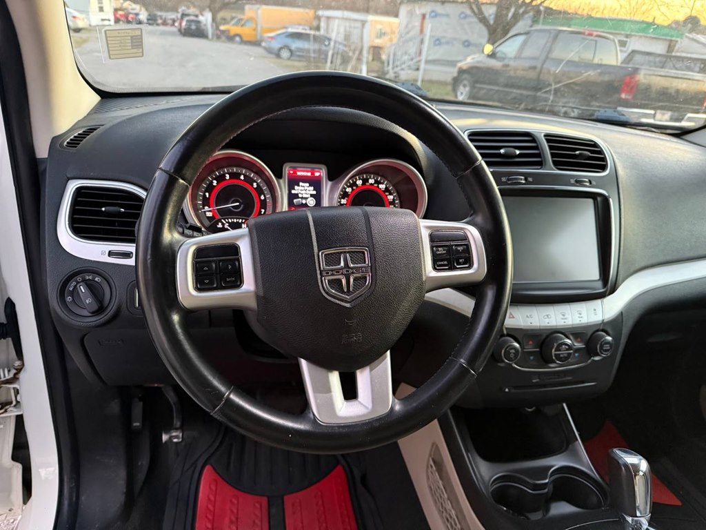 Photo 29 of this DODGE JOURNEY