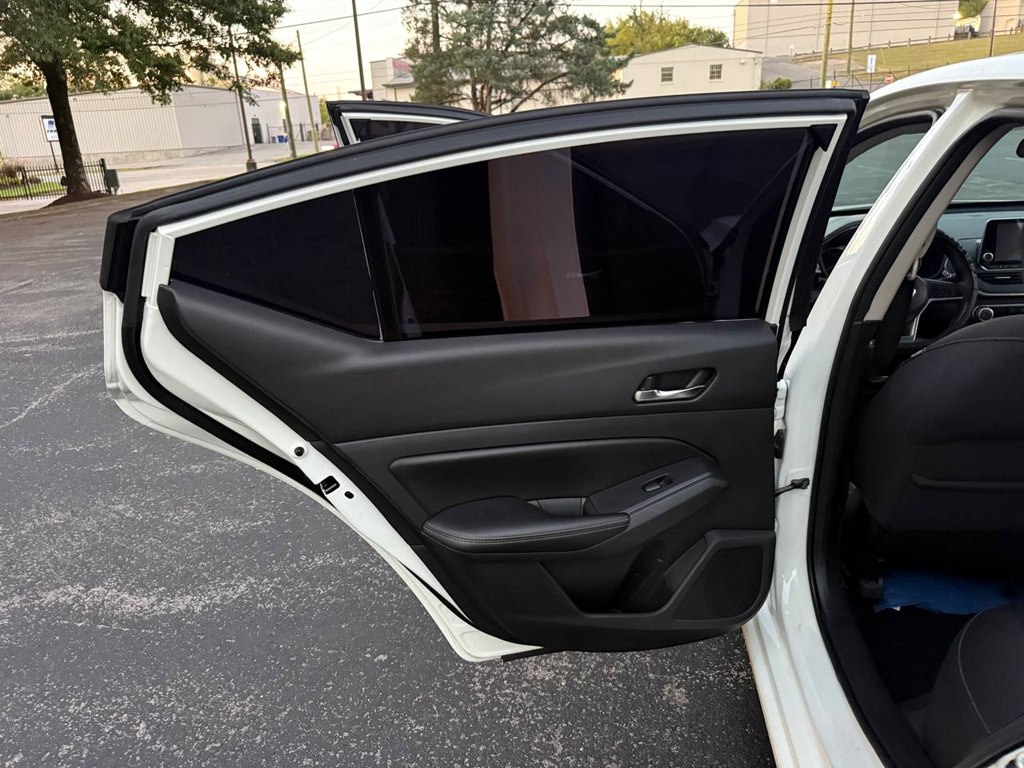 Photo 28 of this NISSAN ALTIMA