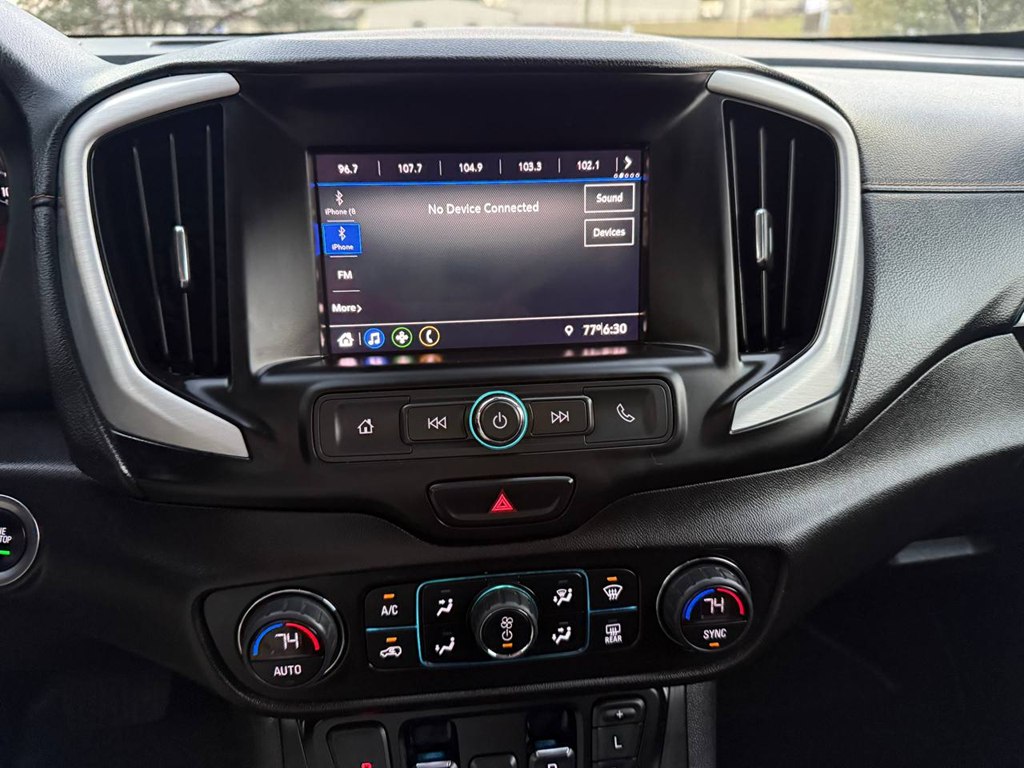 Photo 30 of this GMC TERRAIN
