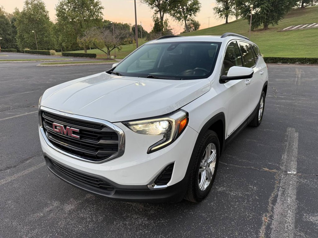 Photo 2 of this GMC TERRAIN