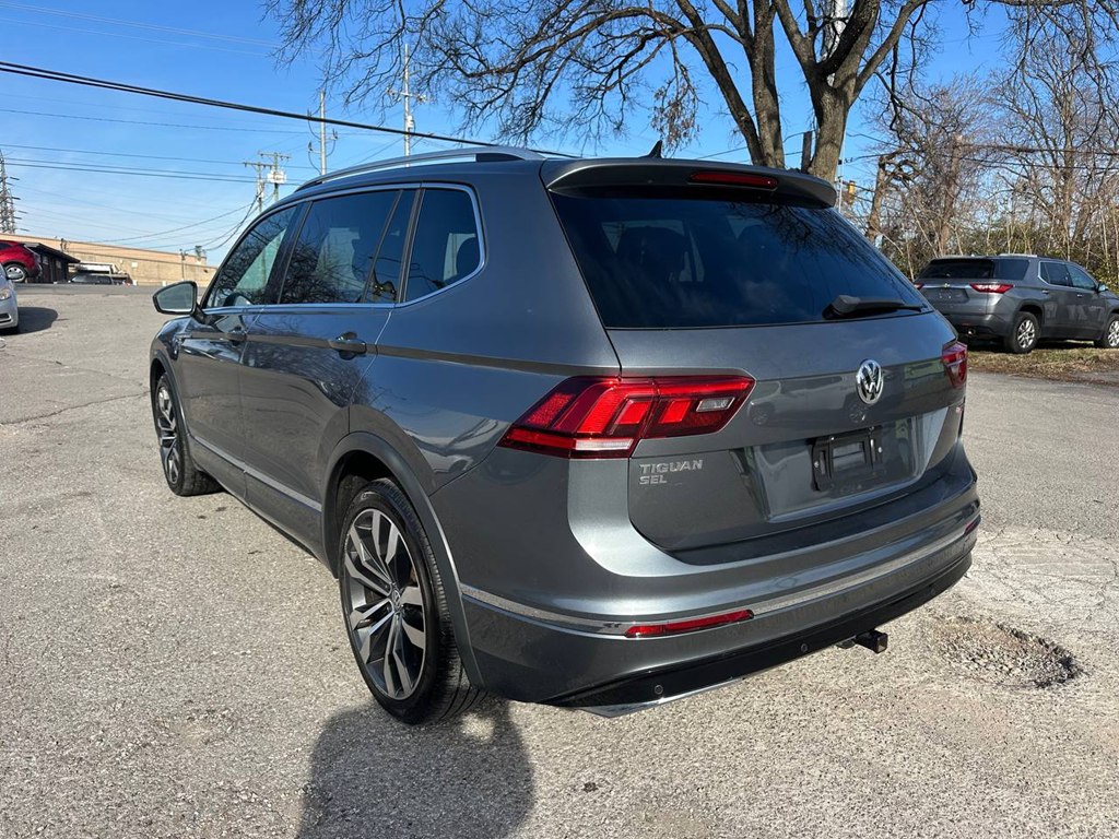 Photo 8 of this VOLKSWAGEN TIGUAN