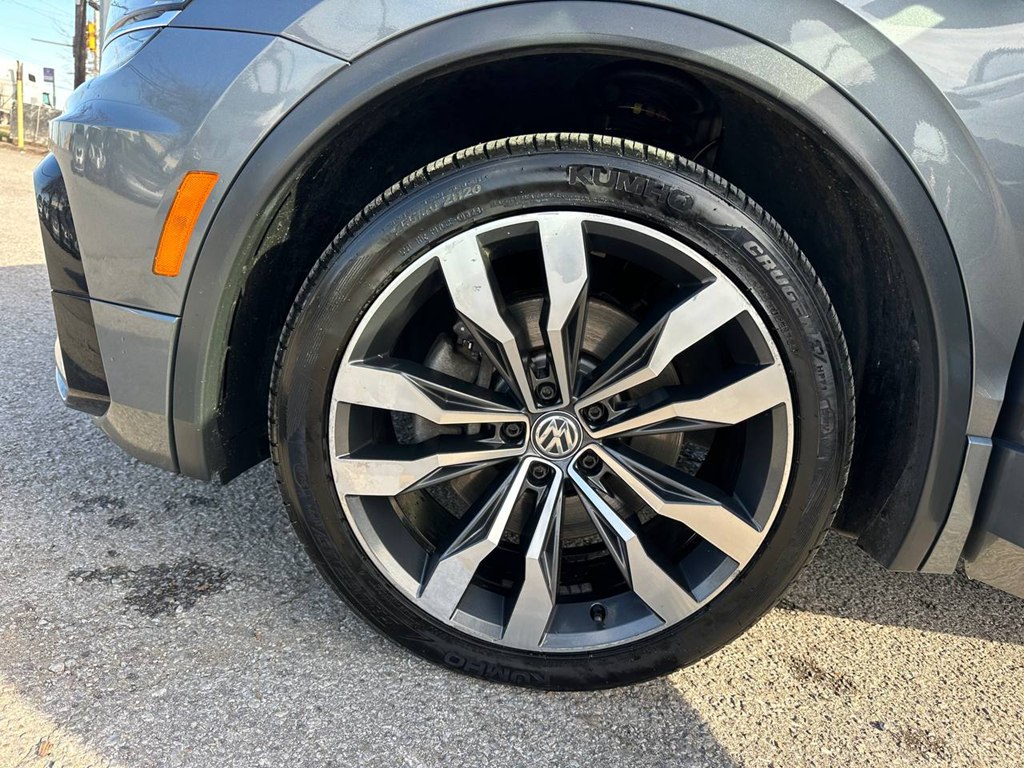 Photo 28 of this VOLKSWAGEN TIGUAN