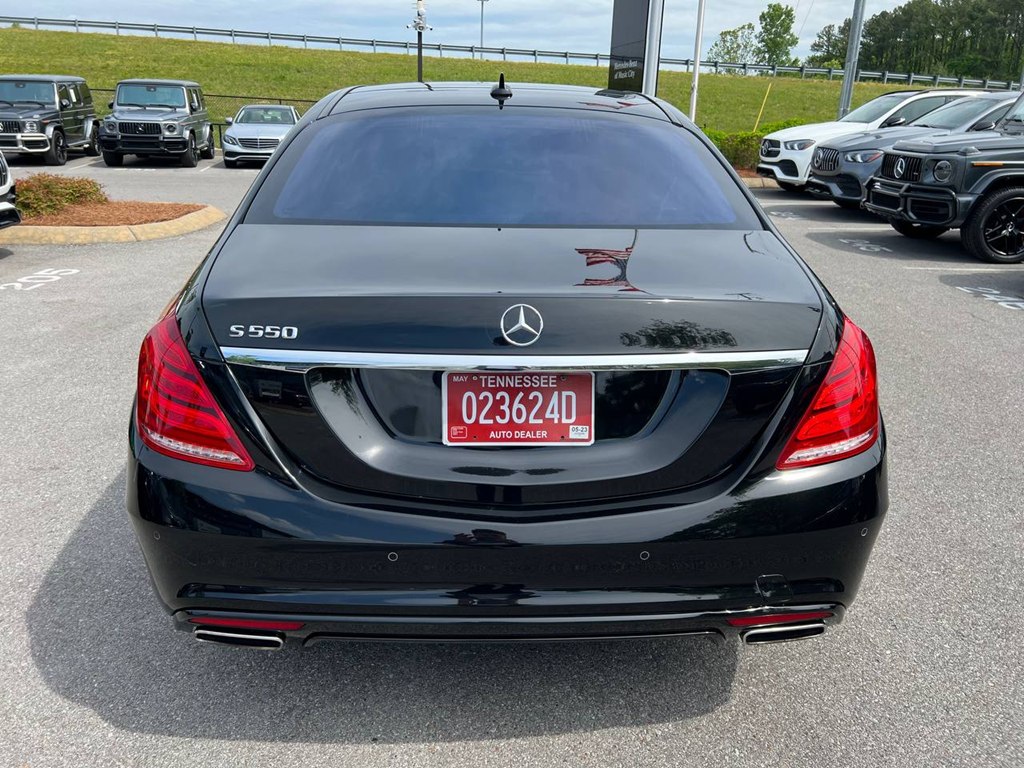 Photo 6 of this MERCEDES-BENZ S-CLASS