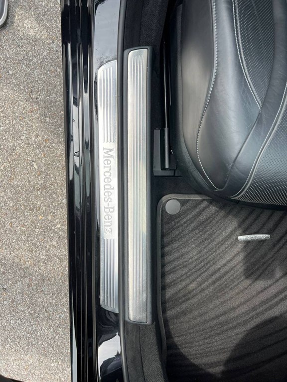 Photo 50 of this MERCEDES-BENZ S-CLASS
