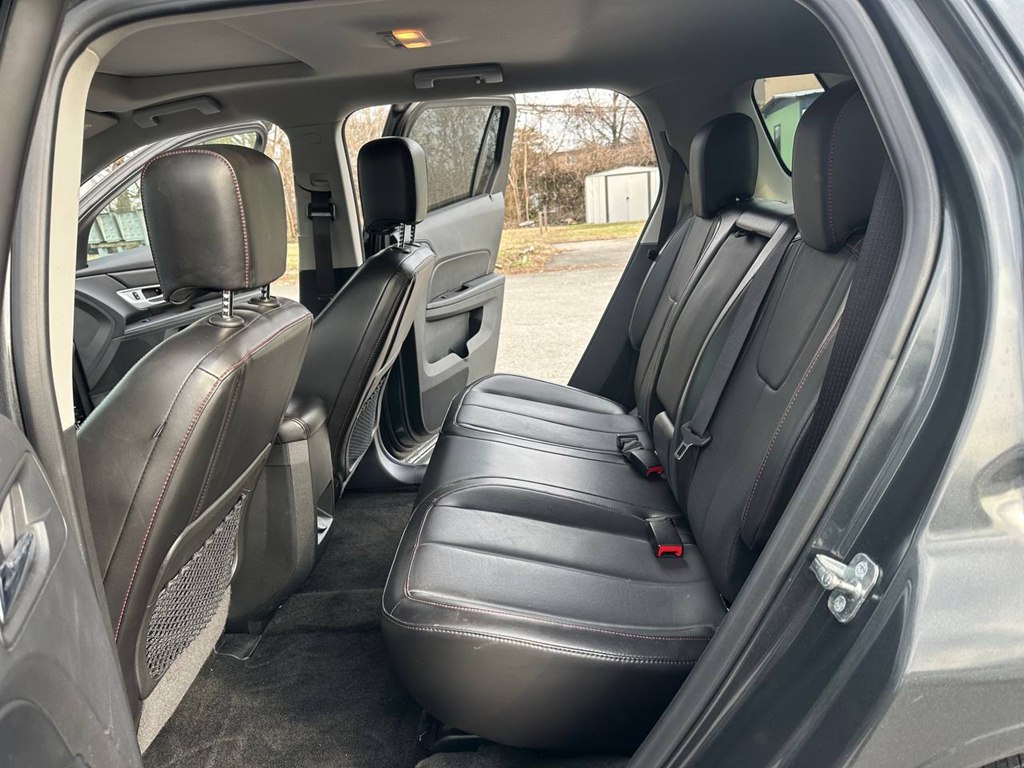 Photo 18 of this GMC TERRAIN