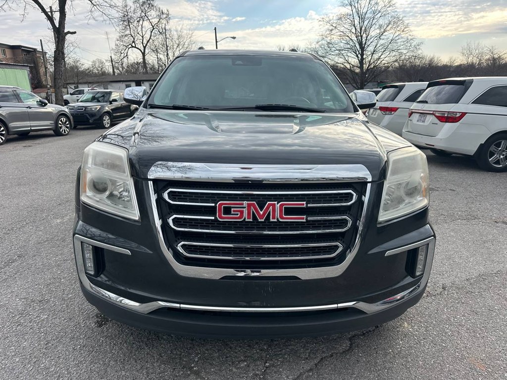 Photo 3 of this GMC TERRAIN