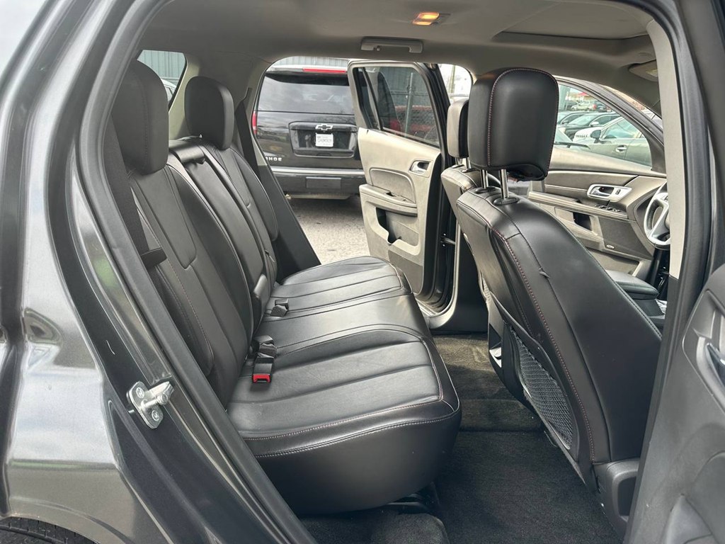 Photo 21 of this GMC TERRAIN