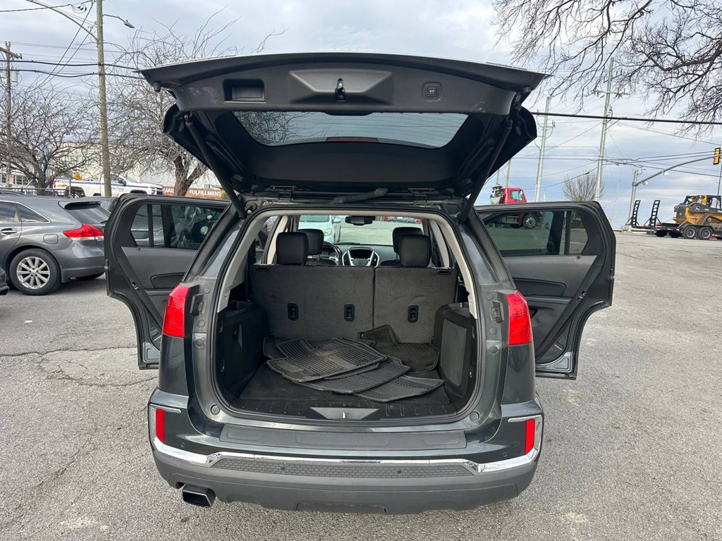 Photo 14 of this GMC TERRAIN