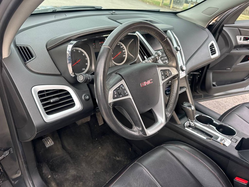 Photo 15 of this GMC TERRAIN