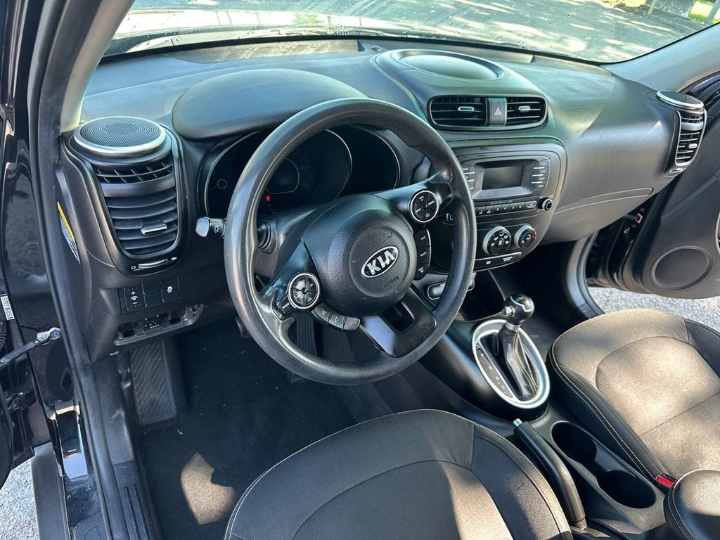 Photo 9 of this KIA SOUL